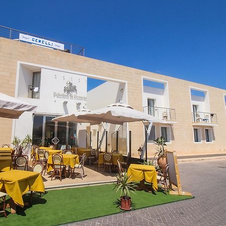 Hotel Paladini Di Francia Lampedusa Exterior photo